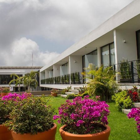 Villa Internacional Hotel&Club Cuernavaca Exterior foto