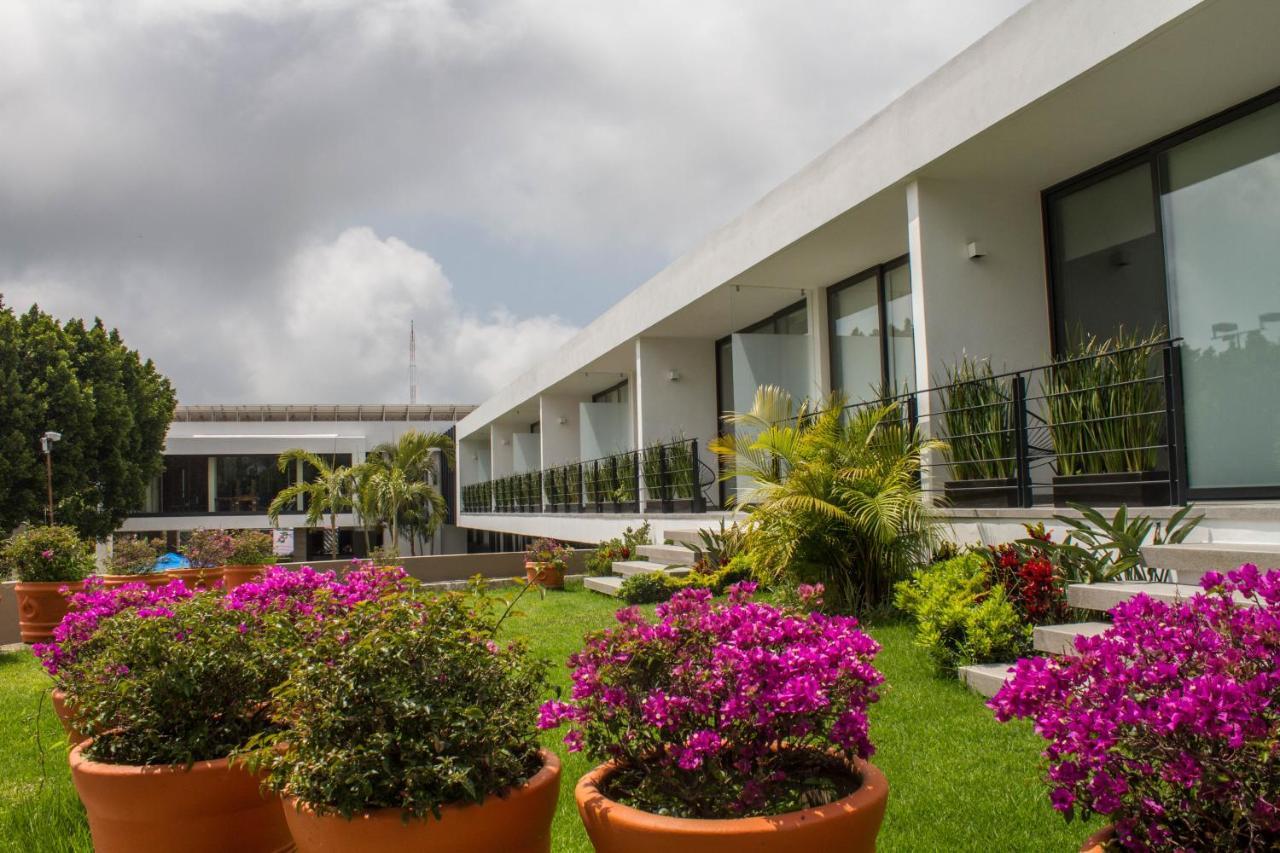Villa Internacional Hotel&Club Cuernavaca Exterior foto